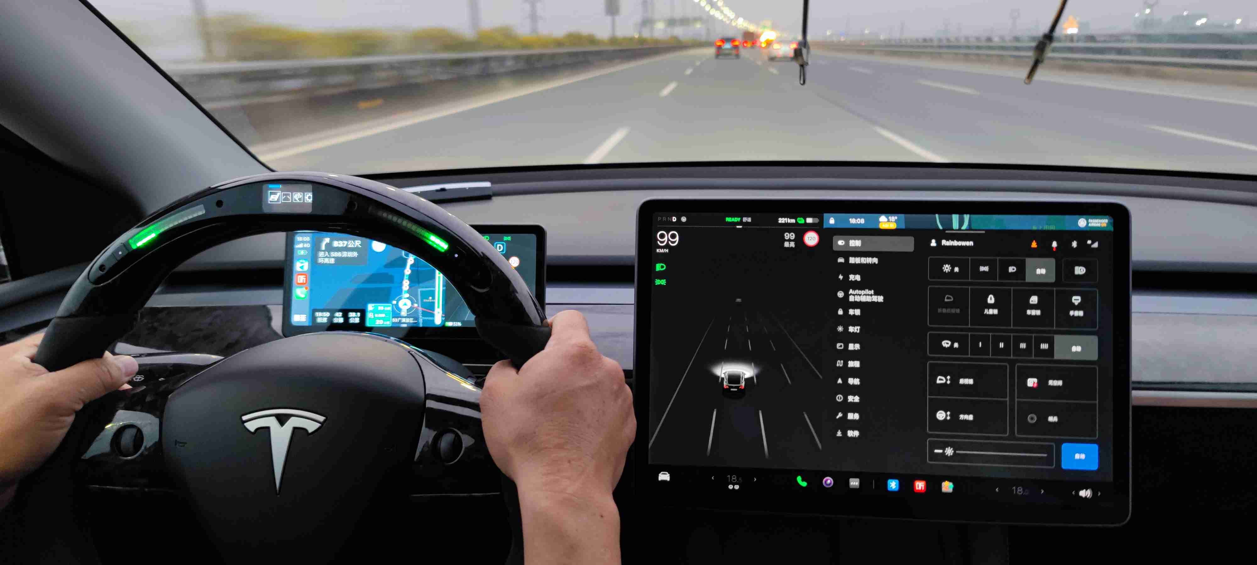 Tesla Autopilot / FSD — 驾驶注意力替代 L4
